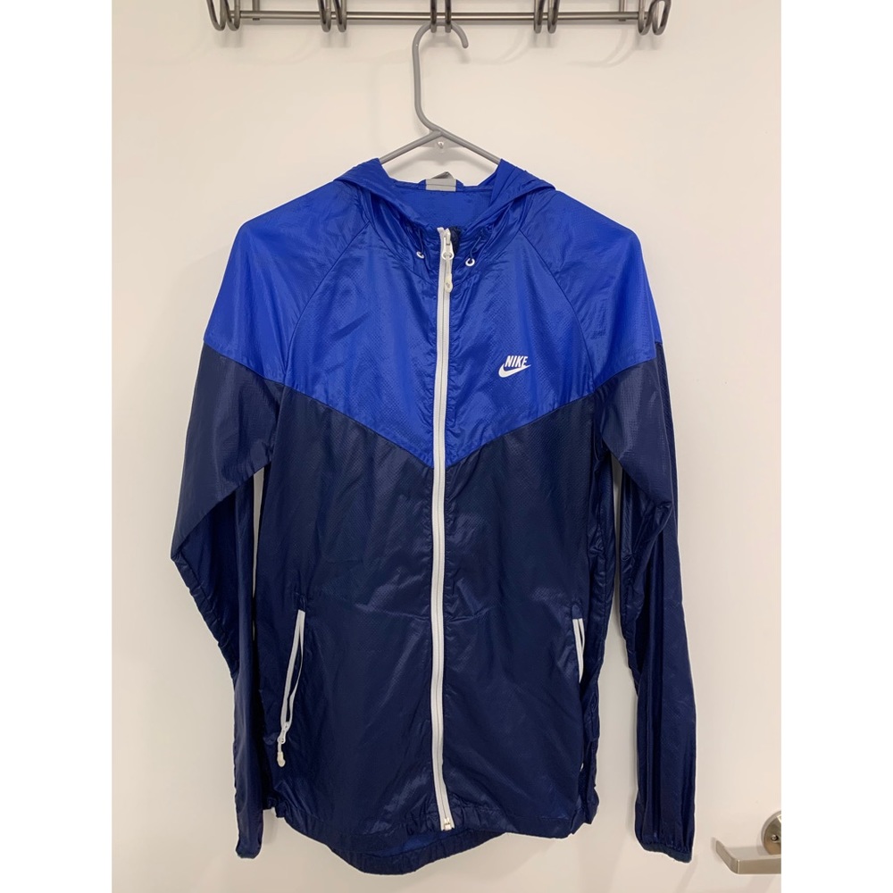 Nike windbreaker